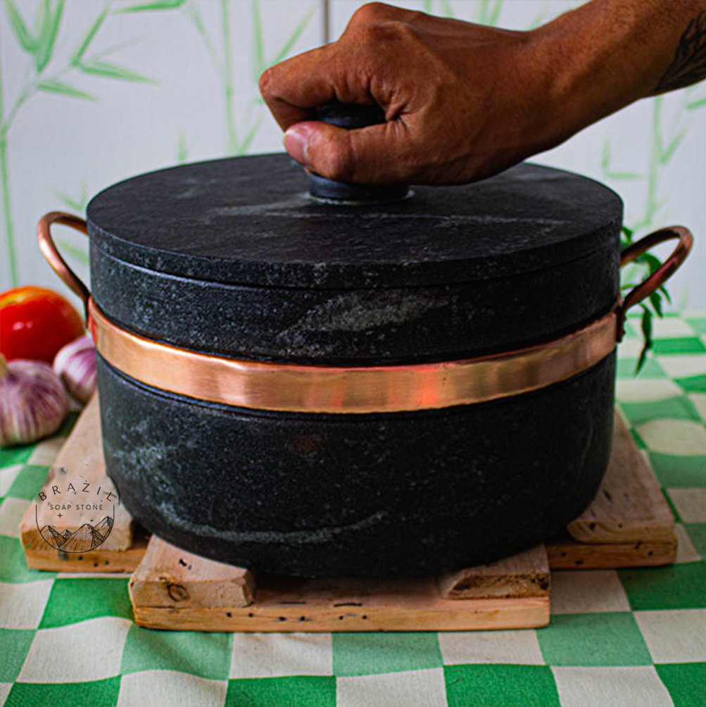 Soapstone Brazilian Cookware Pot 3 Liters – Soapstone Brazil