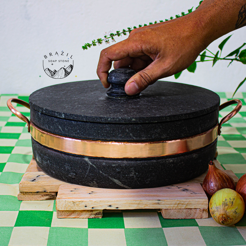 https://soapstonebrazil.com/wp-content/uploads/2022/10/Soapstone-3-liter-Brazilian-soapstone-cookware-2.jpg